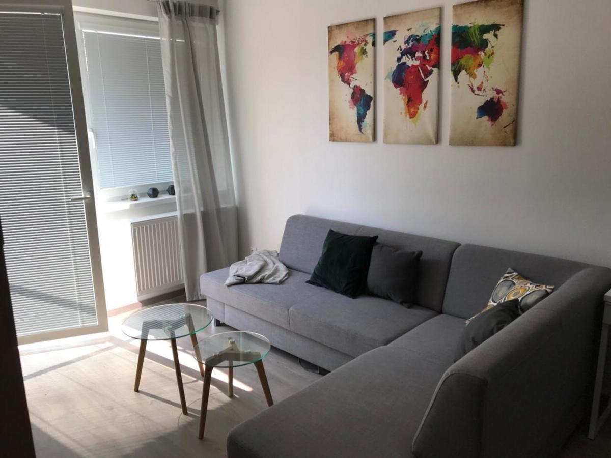 Samorin Modern Apartmens Private Parking - Air Conditioning المظهر الخارجي الصورة